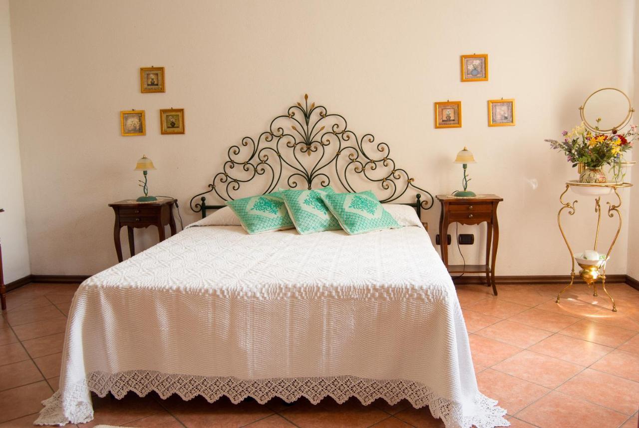 Villa Aurora Olbia Eksteriør bilde