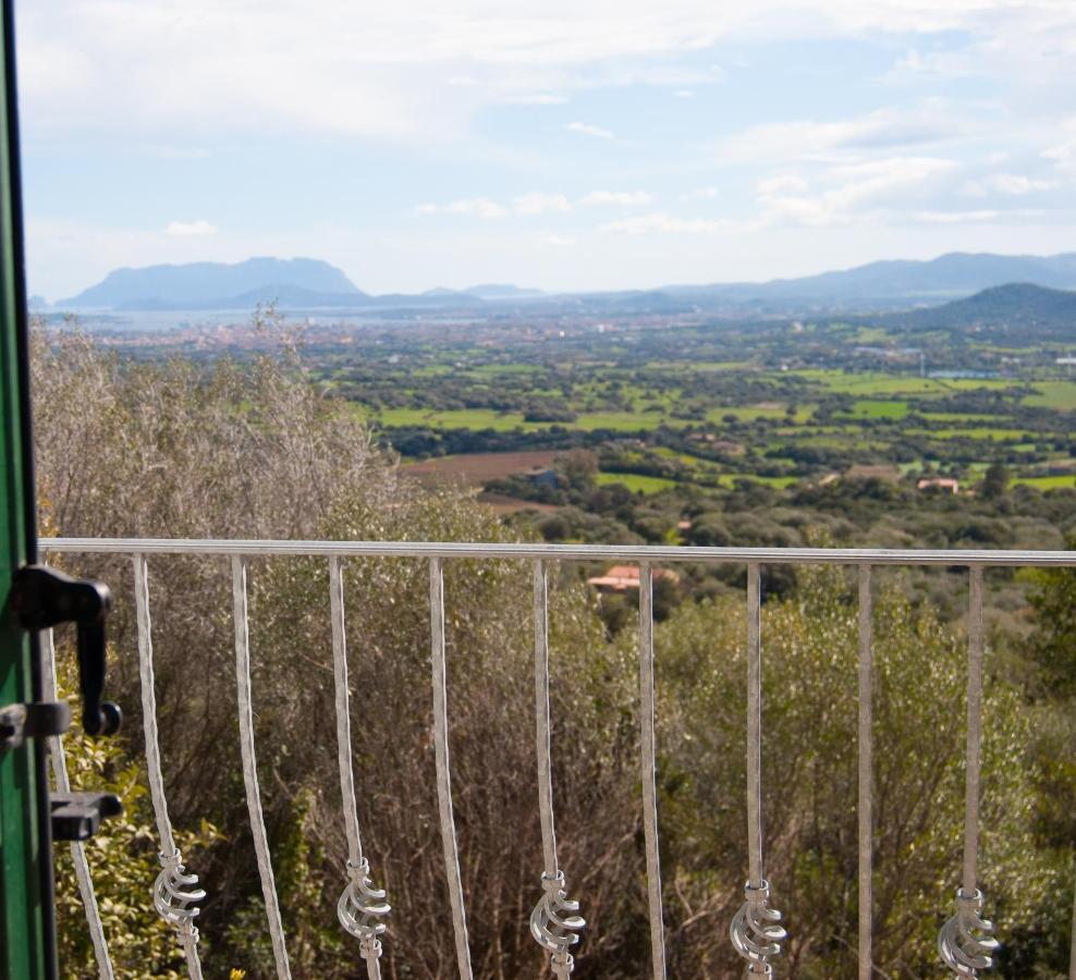 Villa Aurora Olbia Eksteriør bilde